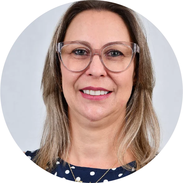 Claudia Moita Zechlinski dos Santos